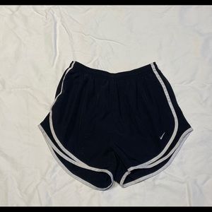 Nike Tempo Short P49
